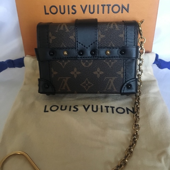 Louis Vuitton Mini Essential Trunk - Picture 2 of 8